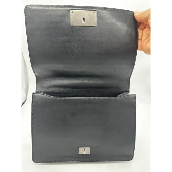 Prada Black Leather Grommet Flap Shoulder Bag*EXCELLENT w/COA Dustbag - Picture 13 of 16